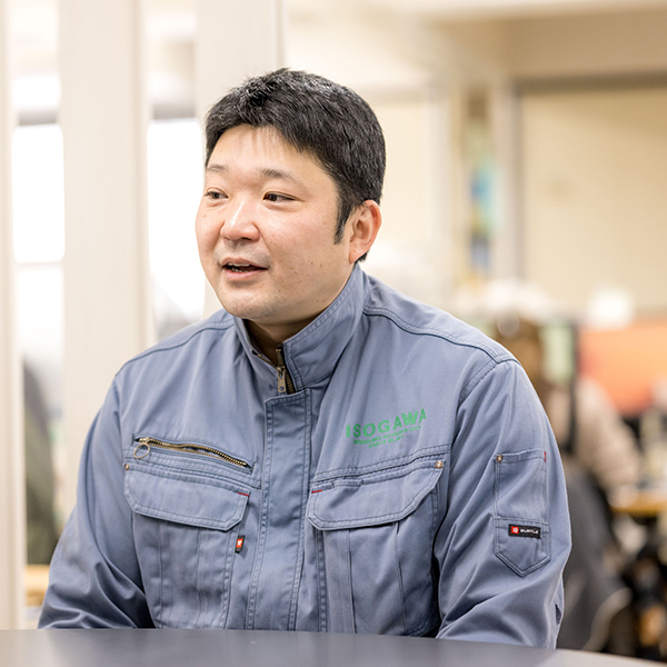 業務部　サッシ関係　Kさん